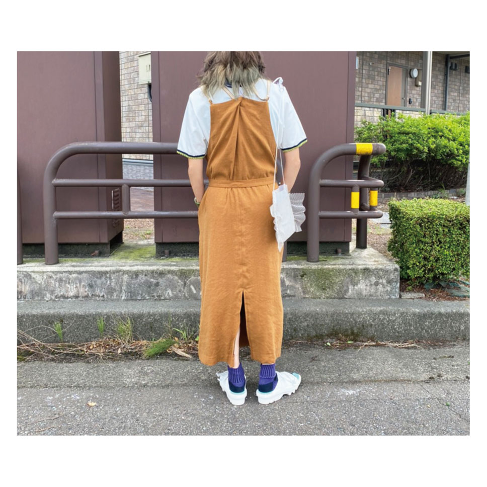 evoluir2002's tweet photo. 『#LookLookbook』
□ tops_tiittokyo:torchon lace Tshirt/wht
□ skirt_ohta:canyon brown silk linen overskirt
#evoluir #selectshop #金沢市 #静岡市 #tiittokyo #Tシャツ #カットソー #ohta #オーバースカート #スカート #skirt #urban #city #modern #outfit #fashion https://t.co/GR4CBSWGRV