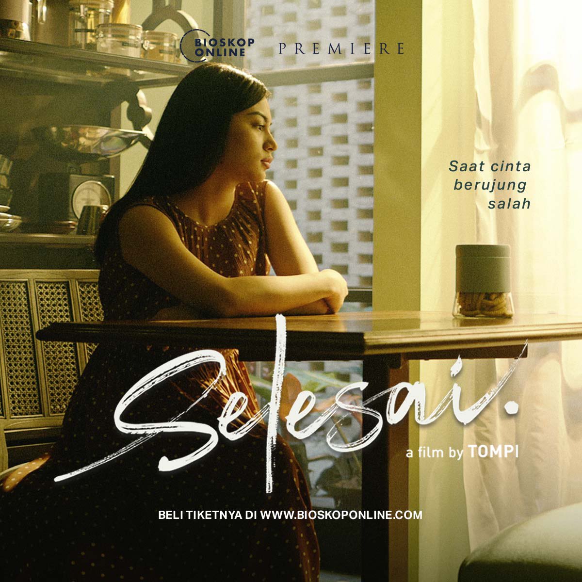 Rasa sedih, marah, kecewa, dan khawatir yang Ayu rasakan ketika hubungan dengan suaminya Broto diuji. Saksikan film Selesai di bioskoponline.com hari ini!

#SaatCintaBerujungSalah
#RumahSinemaIndonesia
#BioskopOnline