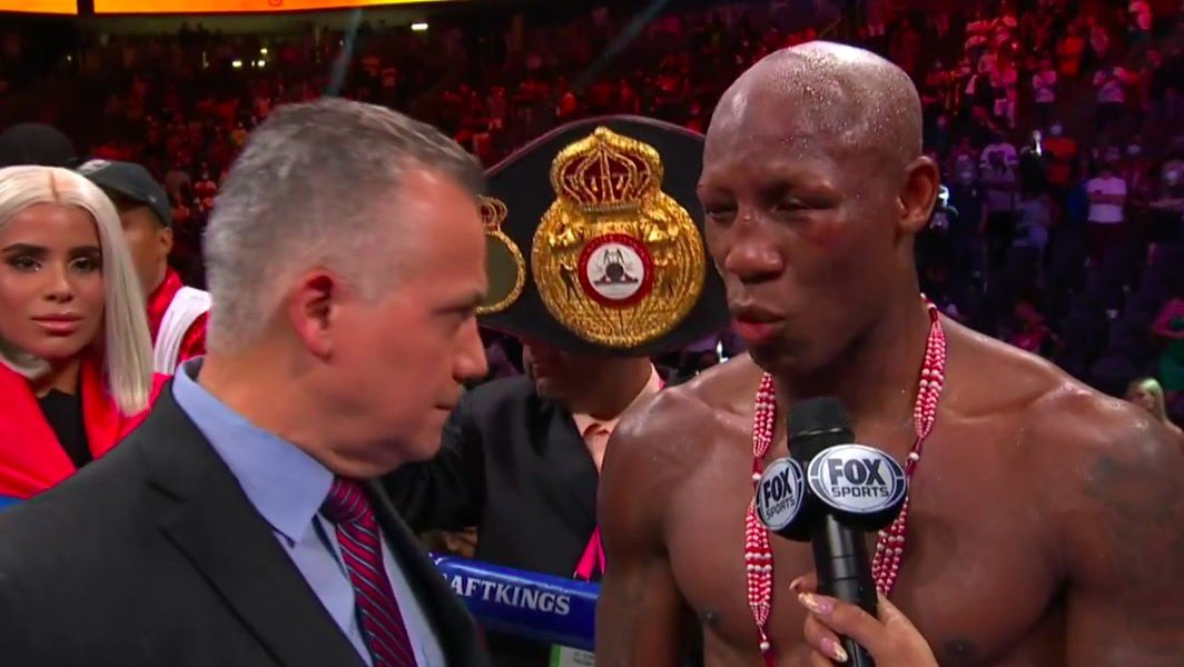 enjoyGLOBE's tweet photo. And there you have it, your WBA Super Welterweight Champion, Yordenis Ugรกs! Congratulations for winning the match against The Legend. ๐ฅ #PacquiaoUgas #AtinAngMundo #AtinAngLaban https://t.co/mCpfgwj3Ol