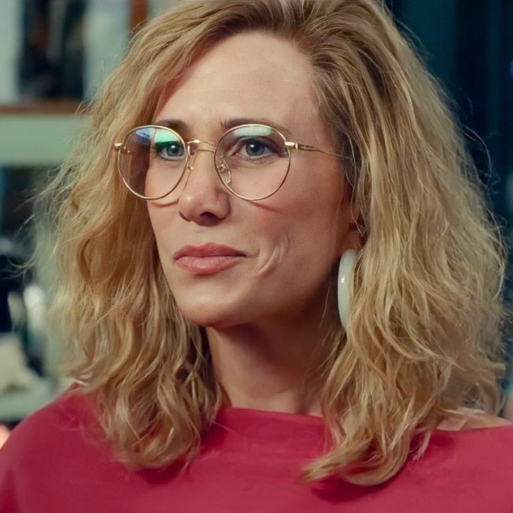 HAPPY BIRTHDAY Kristen Wiig!!!!!!!!!! I love you deeply   