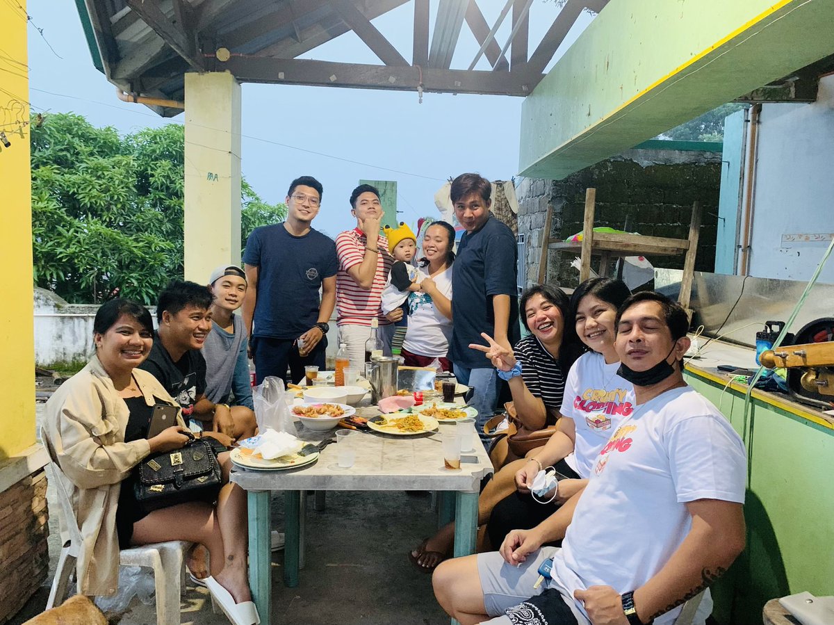 Kentflancia's tweet photo. Famfie ❤️💯
#incompletesquad https://t.co/QlL5DhmLzC