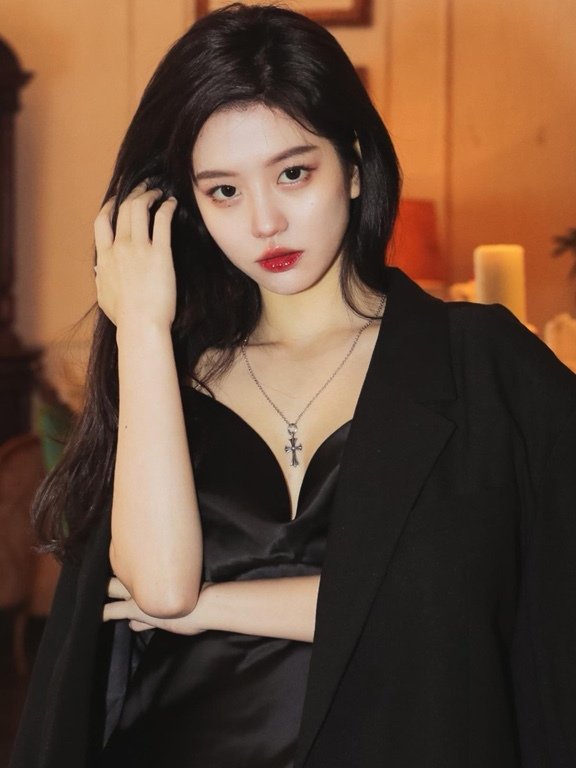 panjinming's tweet image. GKC-v2保持v1技术，优化现有的POS 设计，兼容ETH的EVM虚拟机，优化ETH的数据库，把ETH 的TPS 性能从底层性能上提高20-50倍，TPS更快，v2的RPC节点搭建门槛更低,等于更加去中心化\更高鲁棒性的ETH + UNI(DEX) + aave + WBTC，v2低能耗、且鲁棒性比较强、而且操作方便易用的共识！