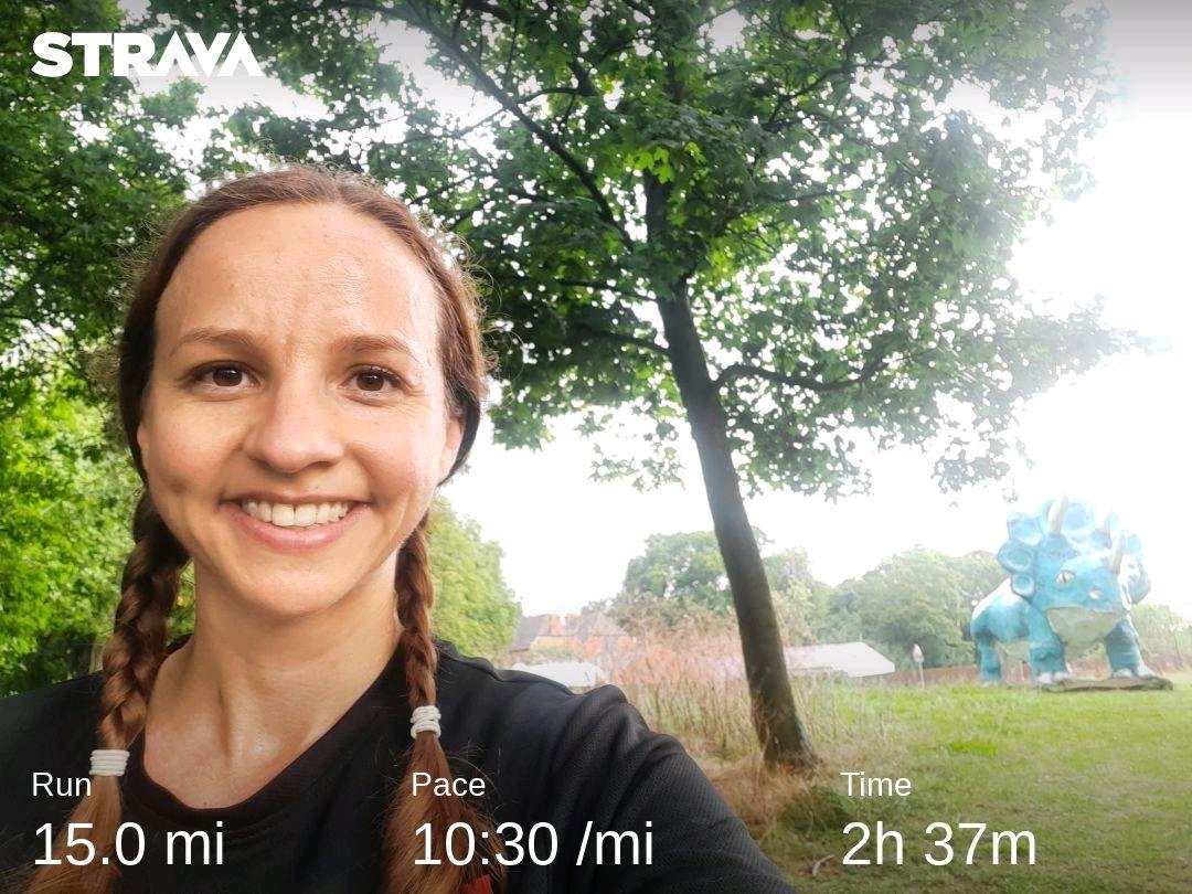 Miss_Vix_Clark's tweet image. Week 11 of marathon training done! 15 miles recovery and it&apos;s amazing what you see when you&apos;re running - even dinosaurs! Feeling more ready than ever for @chestermarathon in 6 weeks time! 
#running 
#recoveryweek
#Training