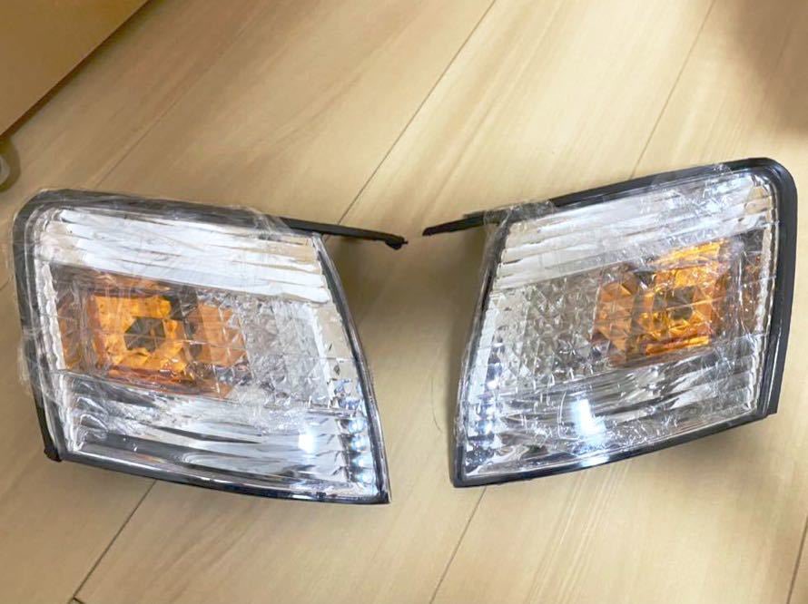 100系クレスタ前期ウィンカー 左右セット 100系クレスタ前期ウィンカー 左右セット 100系クレスタ前期ウィンカー
