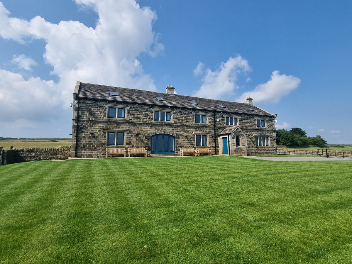 Spicer Manor tweet media