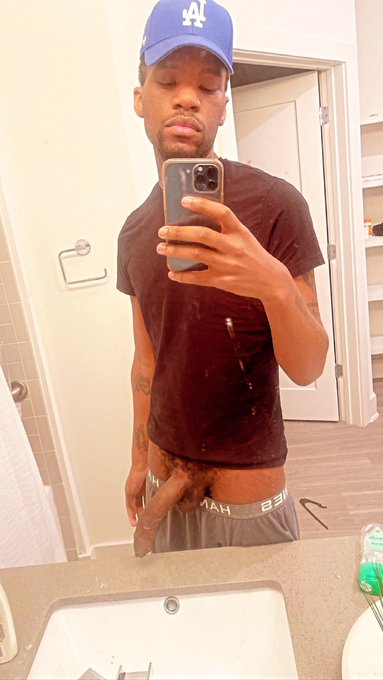 Currently looking for ah Dick Pleaser ? https://t.co/GArzwk0sx1