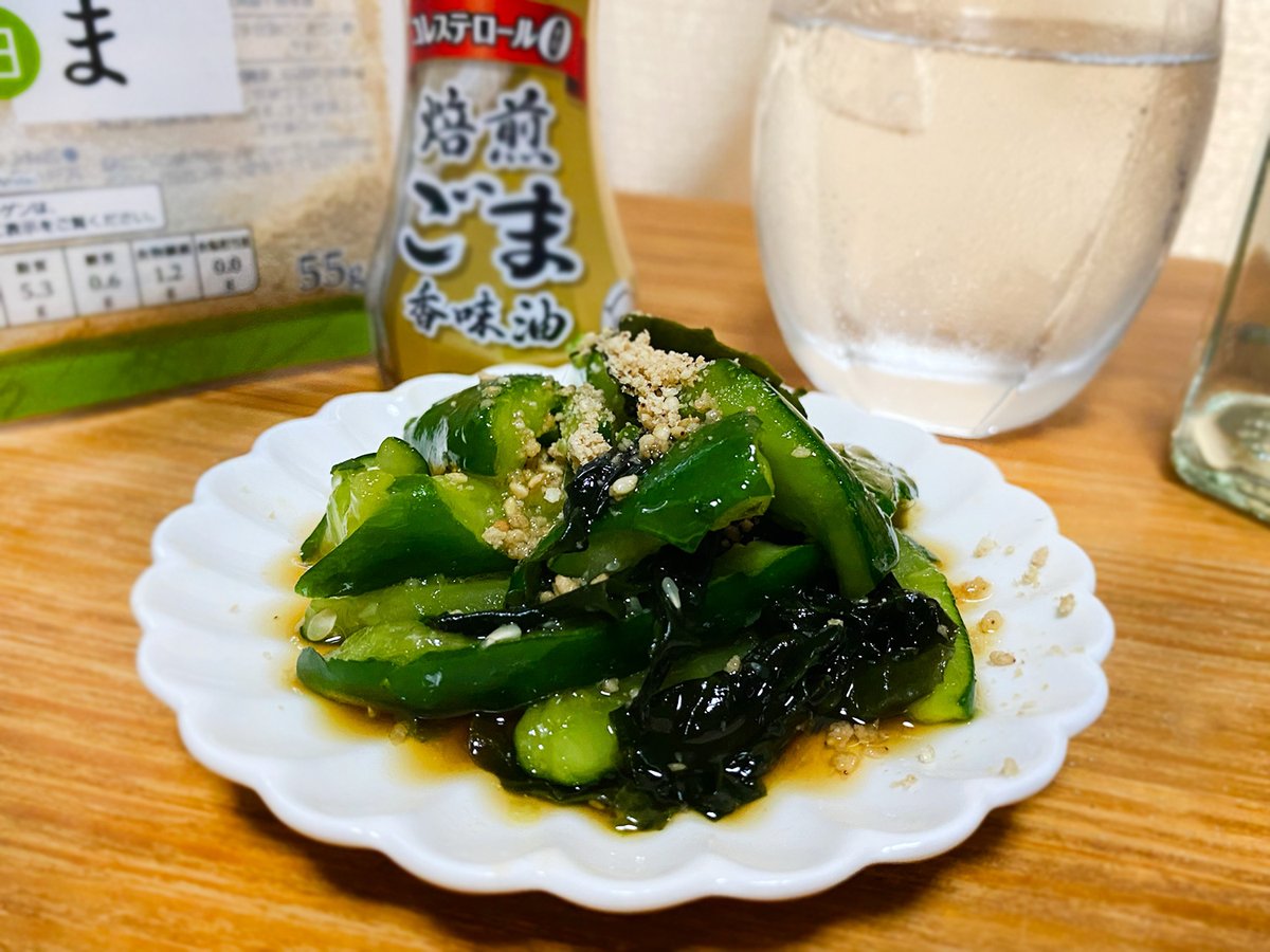 せんべろnet わかめスープできゅうり漬けの詳しいレシピを記事にまとめました その他 反響のあった胡瓜おつまみのレシピも合わせて紹介しています 超簡単 人気のきゅうりレシピ わかめスープで作る胡瓜漬けがつまみにぴったり T Co