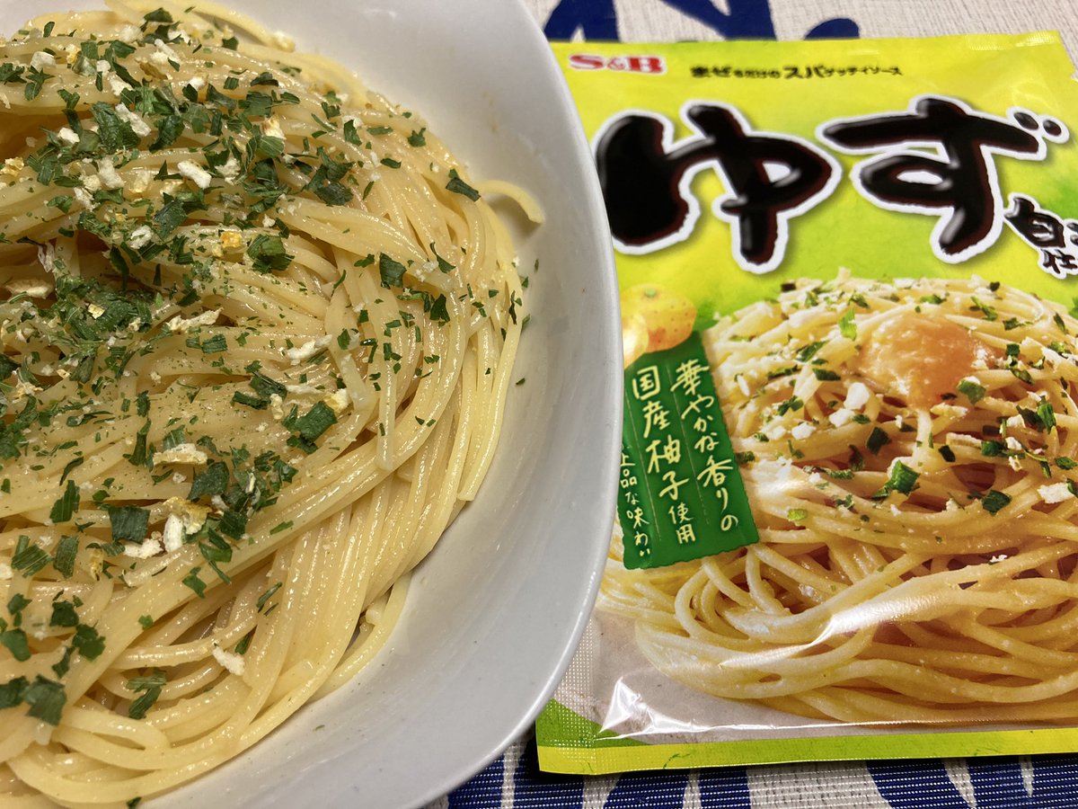 大胡あすか Fully Pfizerd On Twitter キユーピー 和風とりそぼろ とろっとオイリーなそぼろ肉入りソースで和えやすい トッピングにきざみ海苔 甘しょっぱい醤油味のそぼろソースでイメージ通り 甘くてまろやかなので子供も好きそう 複雑なバランス系が多かっ