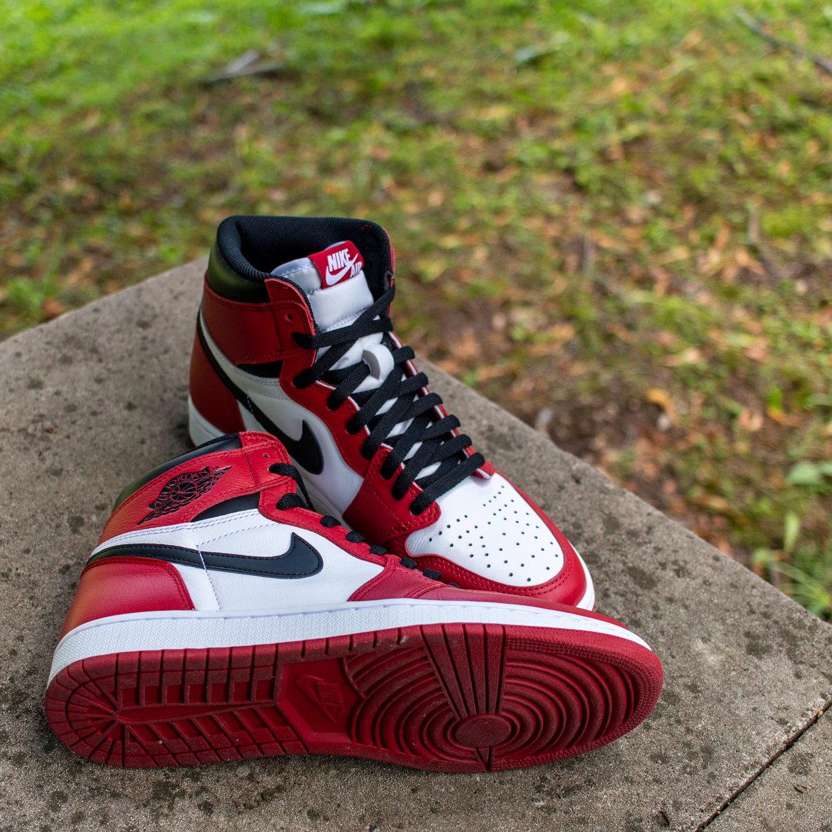 KAMPALACONFIDES's tweet photo. sneaker heritage | #OGSundays https://t.co/jXAuihlXs0