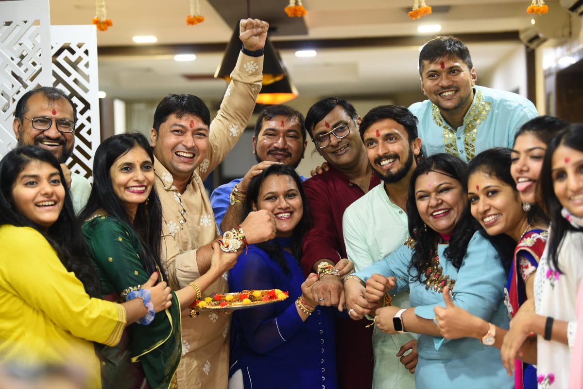 TOIChennai's tweet photo. People celebrate #RakshaBandan in Chennai.

#RakshaBandhan2021 https://t.co/0pd0H8E06T
