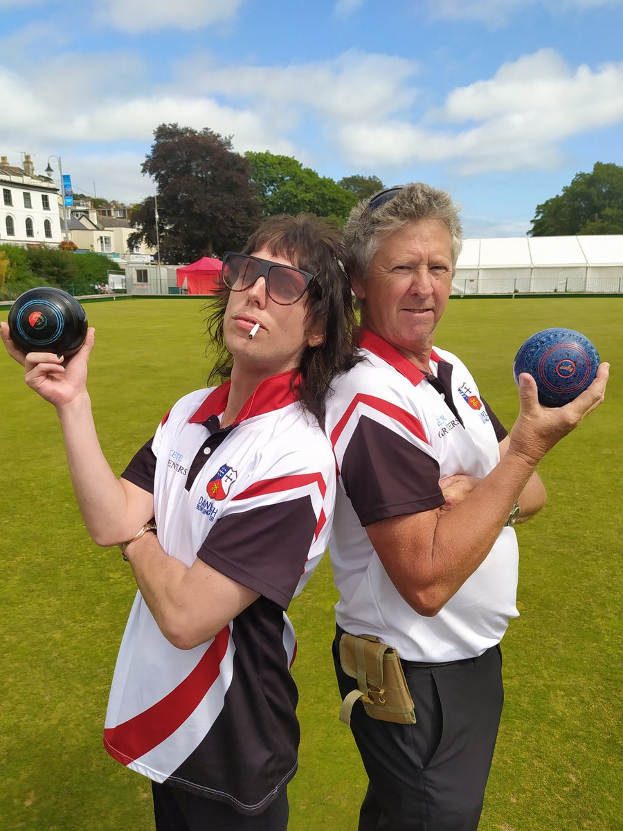 paddyhardcore's tweet image. The Punk v The Rocker @LukeTheStruts @TheStruts