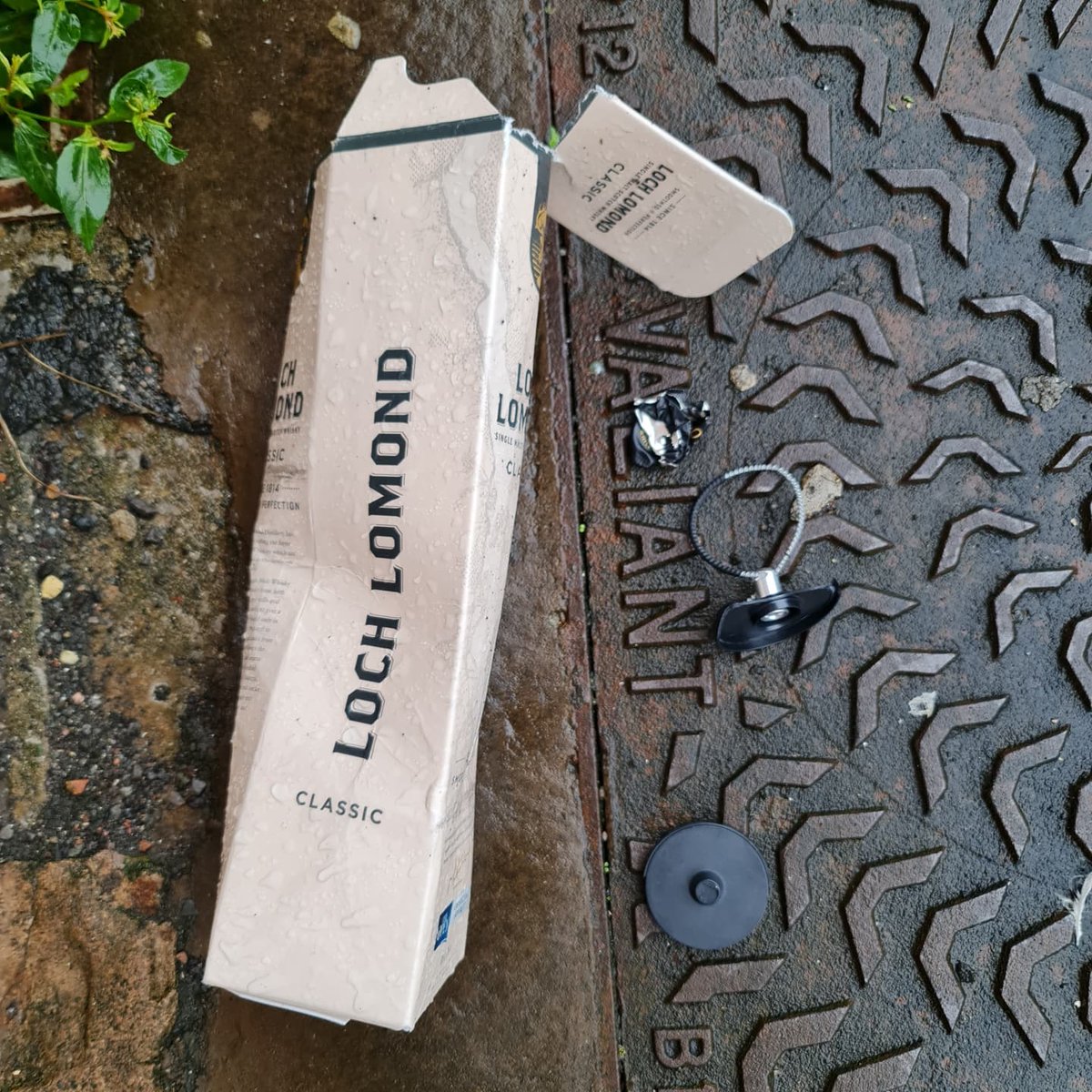 Yesterday's litter pick and the alleyways off Bridge Street and Station Road. Back of <a href="/MorrisonsNews/">Fan Account,</a> was awful. They clearly don't care about the town and their environment.
#tidyuptaunton