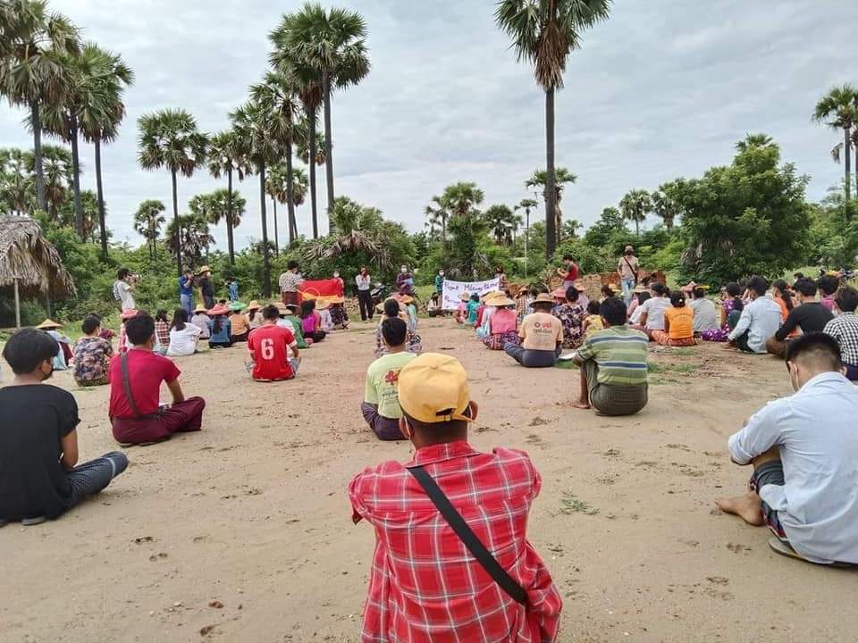 ActivistLittle's tweet photo. Powerful anti-coup multu-villages coalition strike in Sagaing Region as a daily basis, until more than 180 days.

NUG FOR DEMOCRACY
#Aug22Coup #ASEANrejectSAC
#WhatsHappeningInMyanmar https://t.co/Rt0rLBwRWd