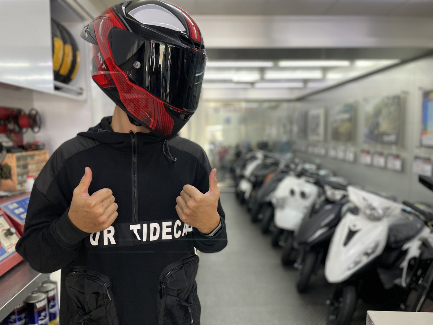 Li V Twitter 新帽帽終於來了 漫威死侍聯名kyt安全帽 台南 新化 新化成浚yamaha 漫威 死侍 Kyt T Co Oyqo5zivax Twitter