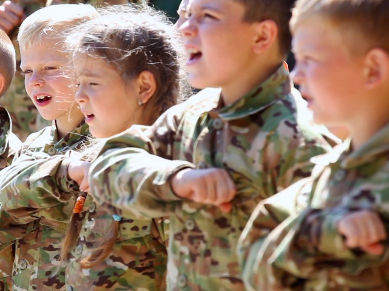 зарница (игра). детский военно патриотический лагерь. эстонская военная форма. военная форма для школьников. дети военнослужащих отзывы.