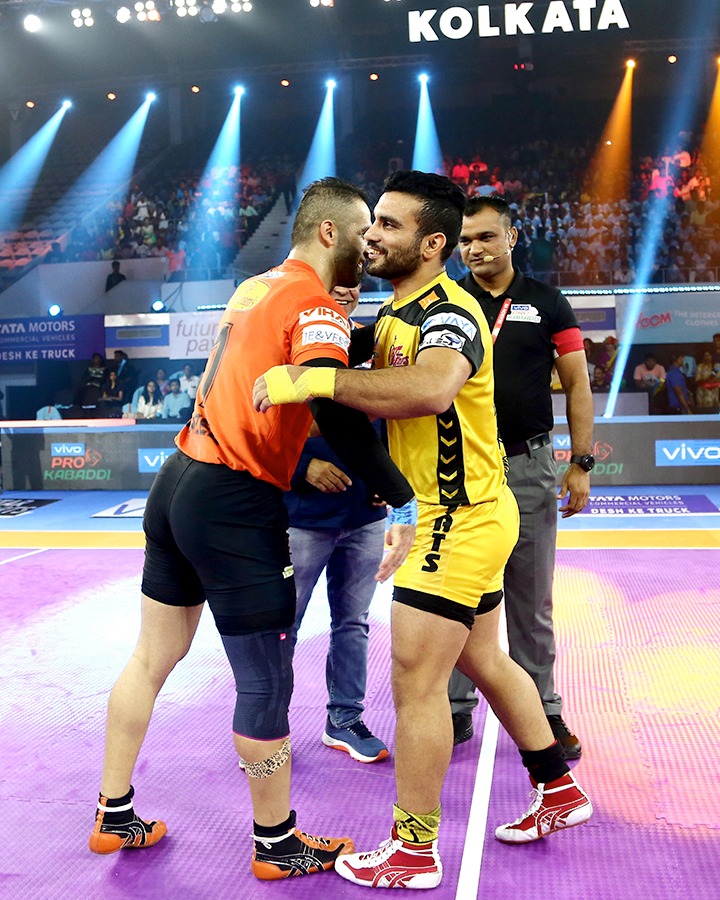 StarSportsIndia's tweet photo. ๐ค vs โ๏ธ
Will #Fazel-#Abozar be a partnership or rivalry at the end of the #vivoPKLPlayerAuction?
#vivoProKabaddi https://t.co/LO9es1jSqy