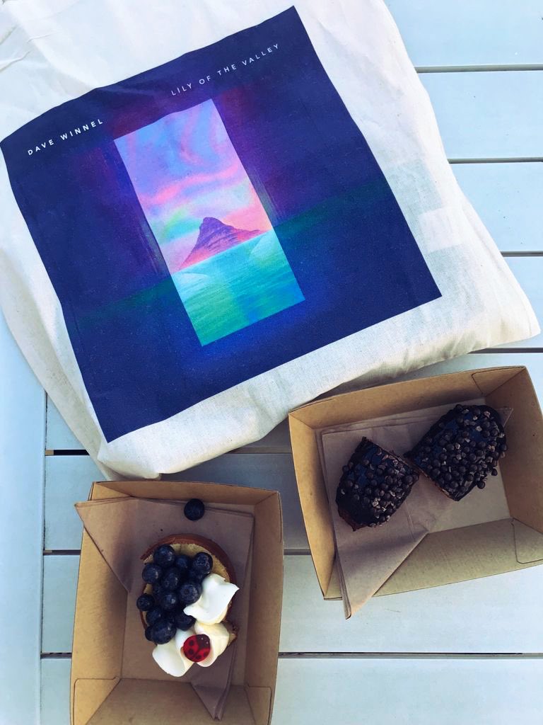 davewinnel's tweet image. My bro looking super cool in some of my gear from my online store. Make sure you check out the full range!!! #offthestrength #junglejuice #clothes #outfitoftheday davewinnel.com