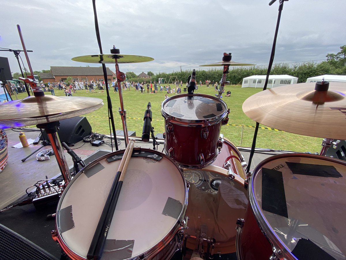 PokerSpurs's tweet photo. Out of retirement and back behind a live kit for the 1st time in over 10yrs #ItsAllTooBeautiful https://t.co/JIT2ZQc74B