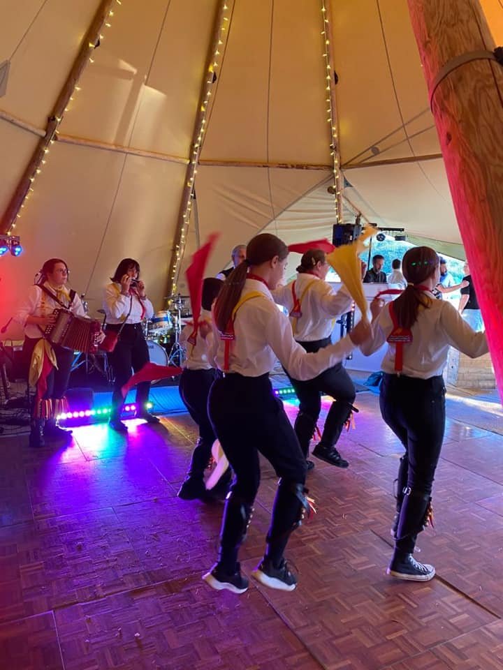 WorthingLarks's tweet photo. Providing #wedding entertainment in a gorgeous #teepee! We even did our dance with the figure called #wigwams! 
If you would like to #book_us for your own special event, feel free to contact us on worthing.larks@gmail.com or via our website https://t.co/EttxglVmPI https://t.co/l3y6sFVMh3