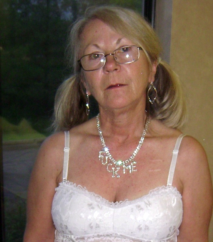 ...cougar #granny I may be old but I am always ready to #suck and #spread -...