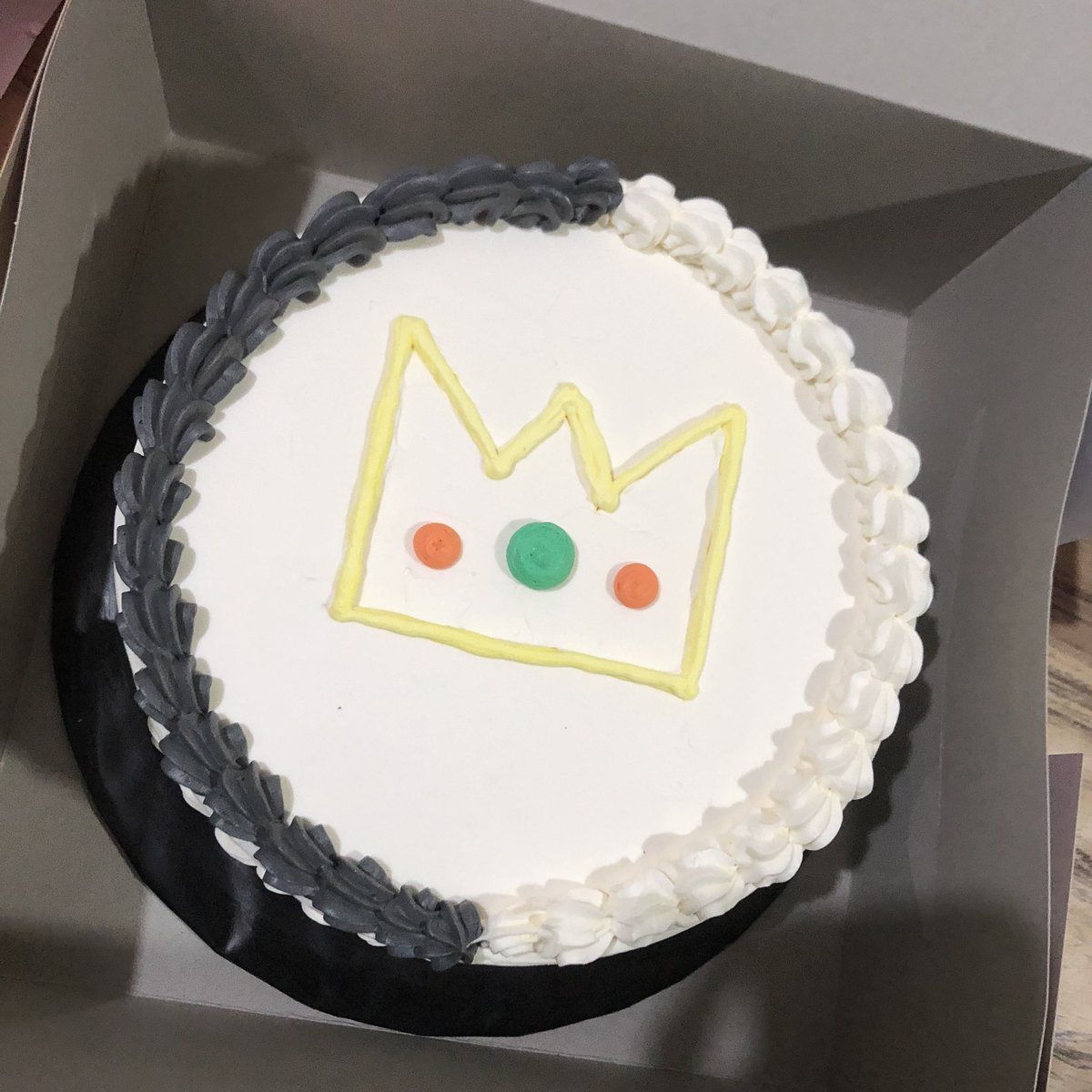 sxftarii's tweet photo. RANBOO CAKE POG https://t.co/A9wbaA1f82
