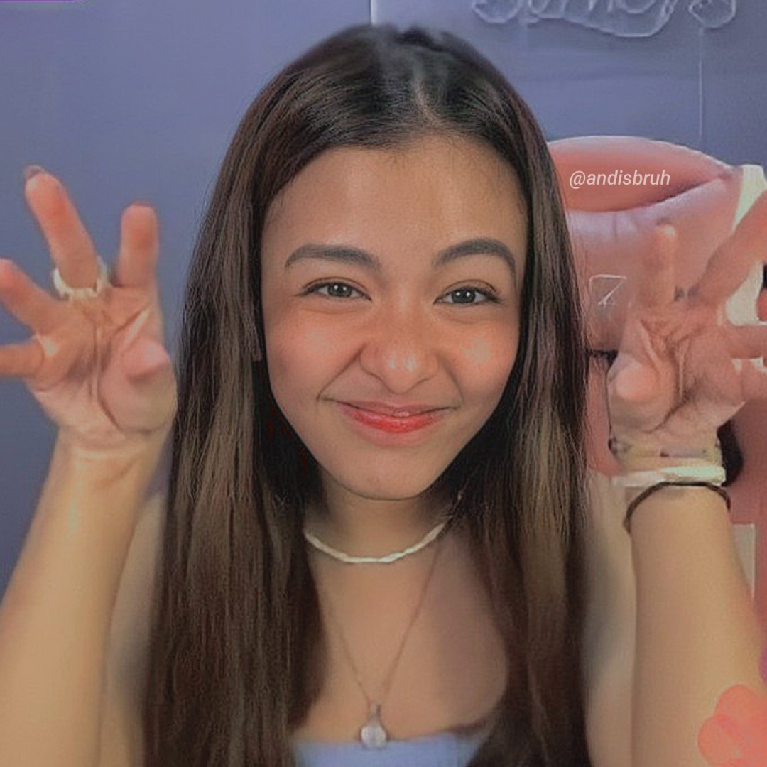 how many retweets for this chootie?

ANDI SINGS HeresYourPerfect
#AndiAbaya