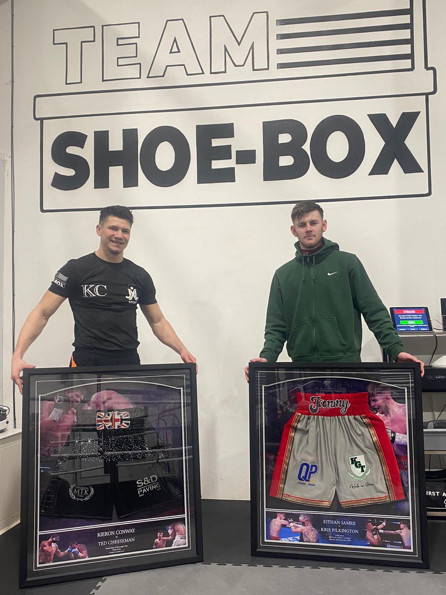 If you need your sports memorabilia framing, we’ve got you covered. 

Design, protection and quality all in a frame. 

Let us know if you have something special that you’d like us to help with. 

#sports memorabilia #framer #framing #frames #frame #boxing #football