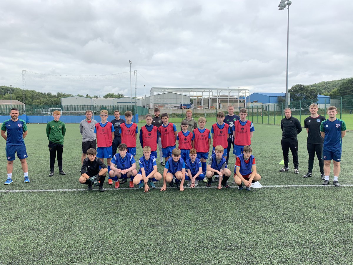 RobS__55's tweet image. Great to be back on the pitch today with @SparkyC91 for @FAICoachEd @UEFA C Licence practical sessions today in @MonaghanUtdFC with players from both Monaghan Utd and the CMUL ETP. #lifelonglearning ⚽️