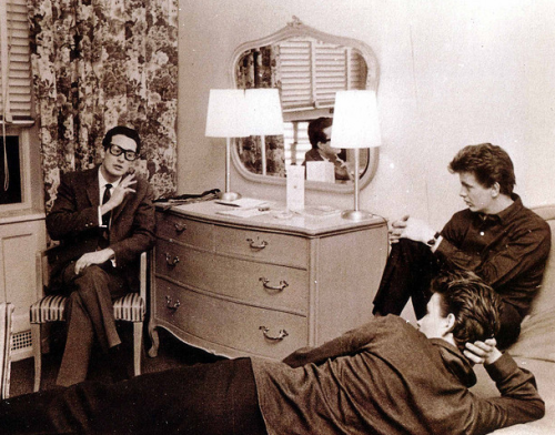 Buddy Holly with the Everly Brothers, 1958

#EverlyBrothers