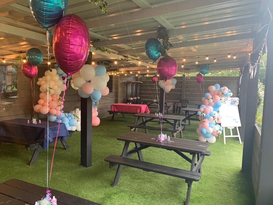 We’ve been so busy hosting events we haven’t had time to share any of our pictures with you…look at this amazing gender reveal set up in The Station!

If you are interested in hosting your next event here please call the pub on 01617621237

#thegarsdale
#genderreveal