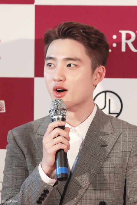 hourlykyungsoo's tweet photo. #DohKyungsoo #DO(D.O.) #도경수 
#디오 #엑소디오 #EXO @weareoneEXO https://t.co/GTj77doUwY