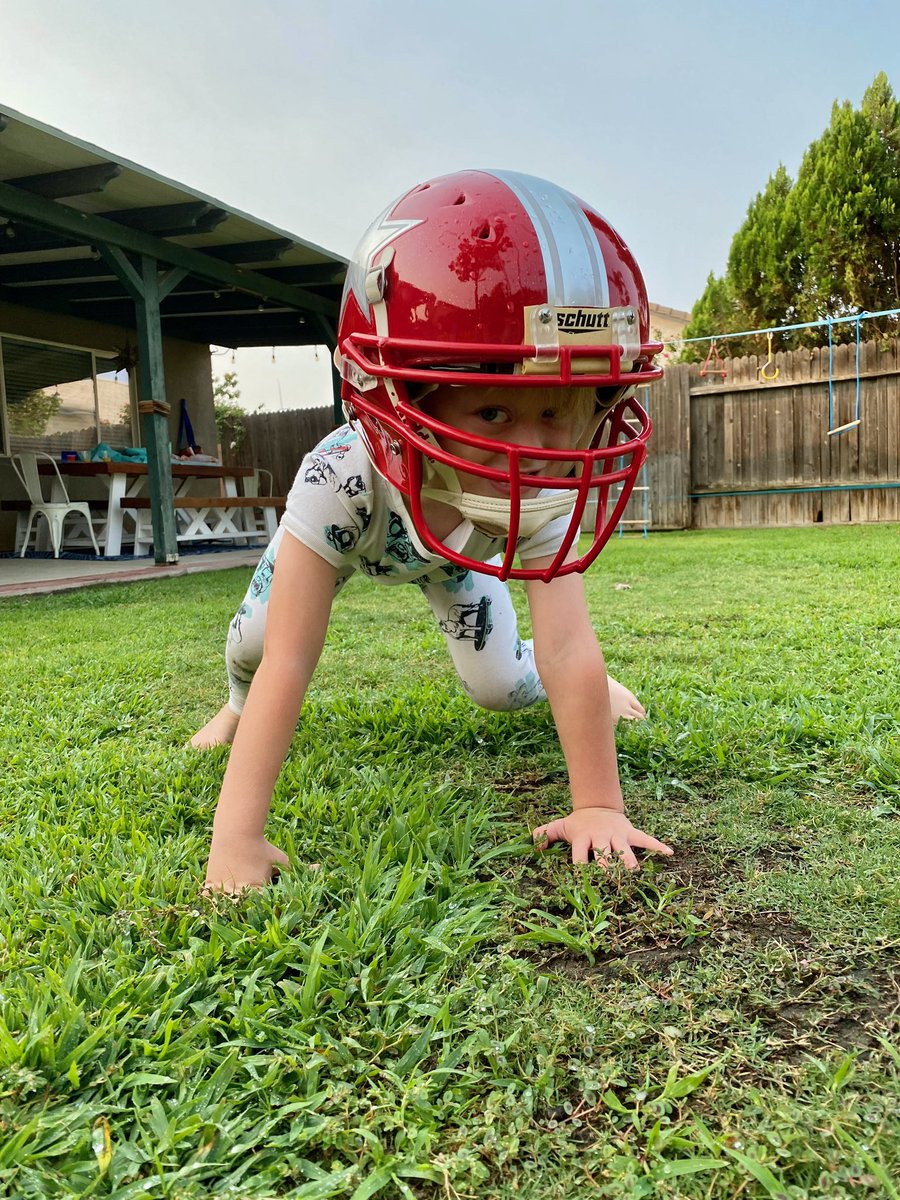 CoachClaunch's tweet photo. When the 4 year old wants to play with an old helmet! #4pointstance #classof2035 #getyouroffersready https://t.co/sFBfku5IJB