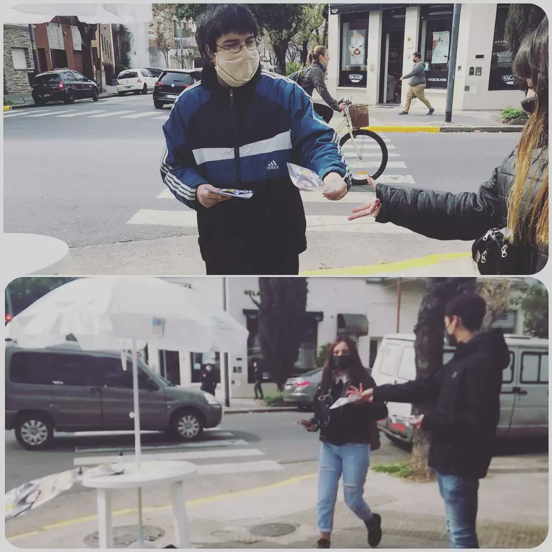 9_comuna's tweet photo. Ayer, cómo todos los sábados, estuvimos charlando con lxs vecinxs de la #Comuna9 sobre #LaVidaQueQueremos.
Lo vamos a hacer posible!
#LaVidaQueQueremos
#FrenteDeTodxs
#LaCiudadQueQueremos
#Comuna9
#SumateAMilitar
#PeronismoMilitante
#PeronismoMilitanteCom9
#PMCaba https://t.co/rqPEWpMPHS