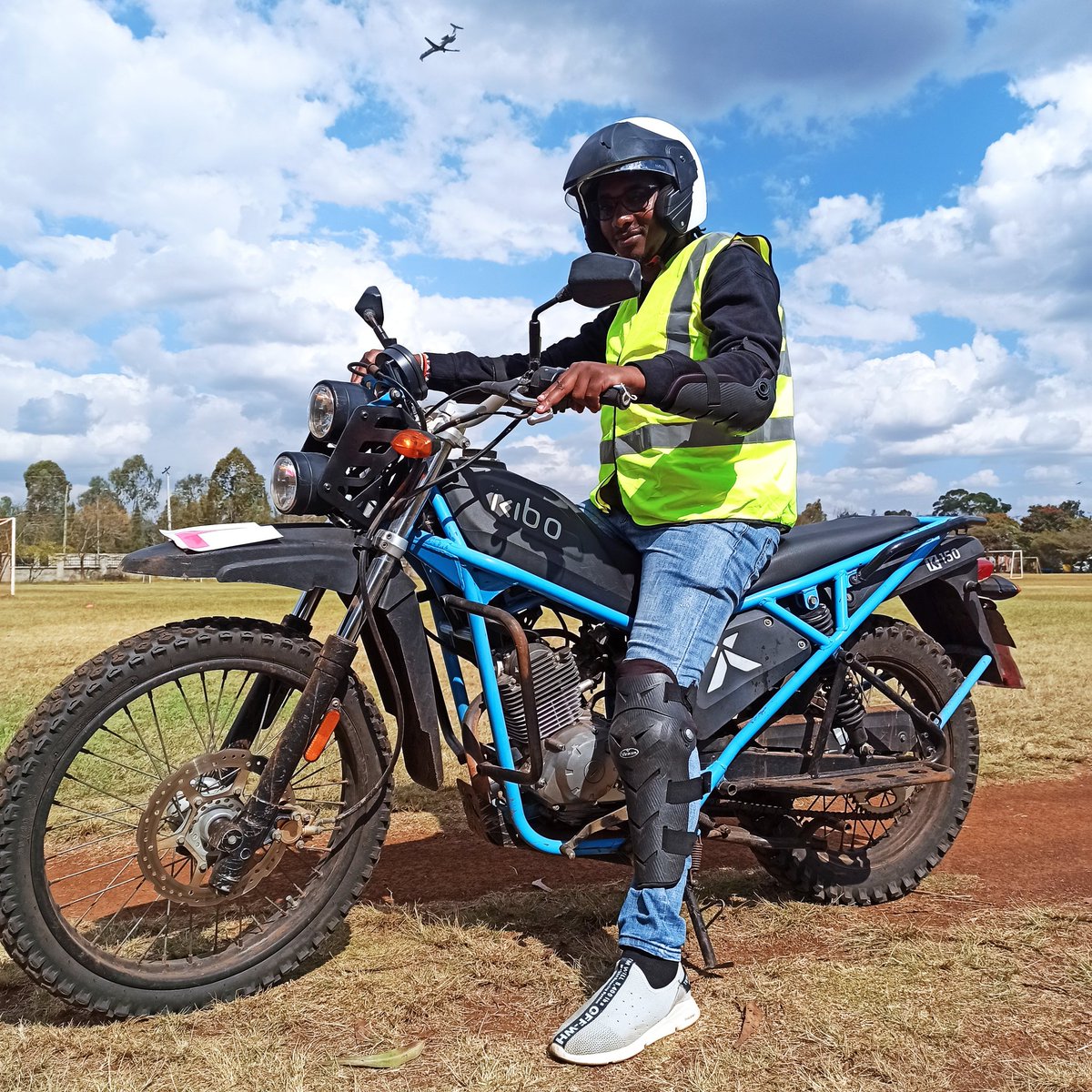 ink2bikes's tweet photo. Well done John , you finished well πππ
#heLearnt2Ride
#donein4classes
#newbierider
#InkedNow
#whatsnext
#intro2thetrack
@bladedocnetwork
#intro2offroad
@offroadadventureea
#InkedBiker https://t.co/5Z70SlVjtW