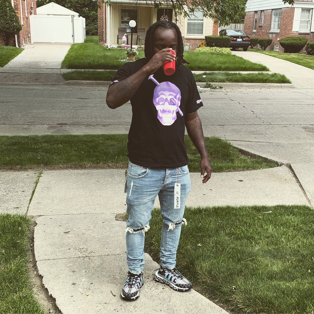 skyhighdef_'s tweet photo. My time like my drink, I aint wasting none of it 💯🤞🏾 https://t.co/PT54nW1CjF