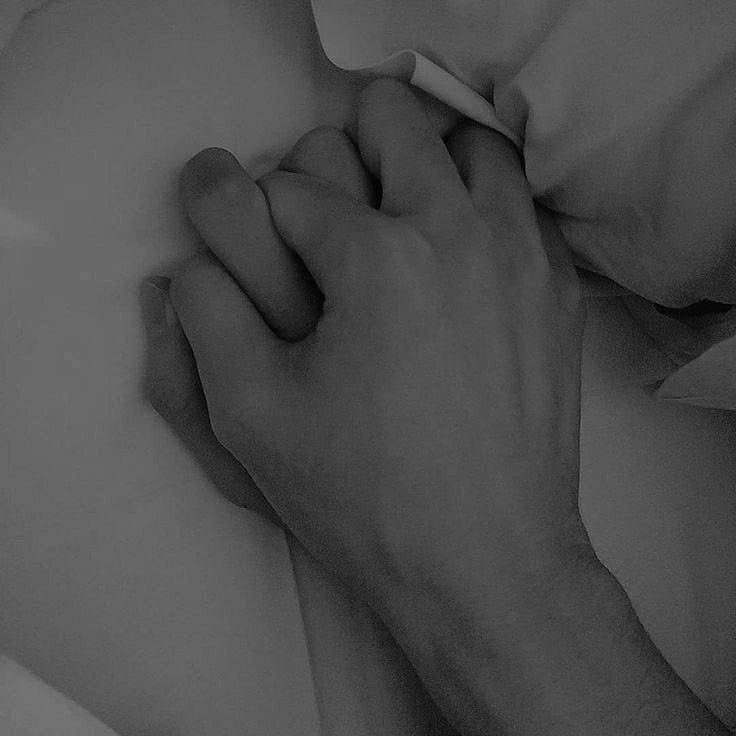 GUILTY AS CHARGED

➪ After a one night stand, Atty. Haruno immediately rushed to a client’s trial— only to find out that the prosecutor for the case is the man from last night, Sasuke Uchiha

#SSSocialSerye