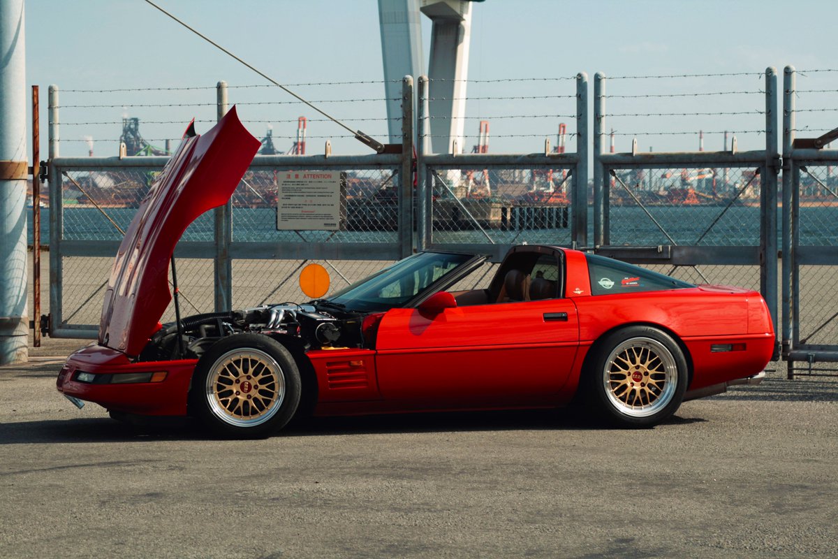 かつや 原石は丹念に磨いた方がよりツヤが出るって じーちゃんの隣町に住んでる友達の犬に噛まれた八百屋のおじさんのとこのスイカ 泥棒した盗っ人の妹が言ってたよ