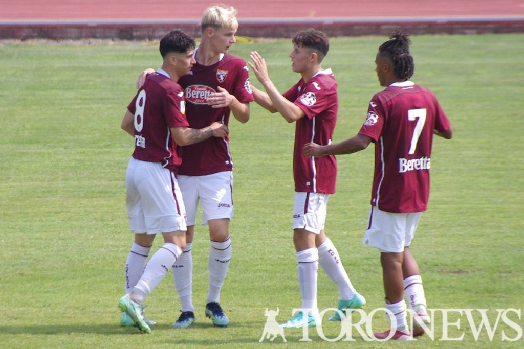 UglionoRoberto's tweet photo. La #Primavera del @TorinoFC_1906 chiude il precampionato battendo 4-1 lo @acspezia in amichevole. Doppietta di #Baeten, gol di #Dimarco e di #Gyimah. https://t.co/u9K7nY0QgB