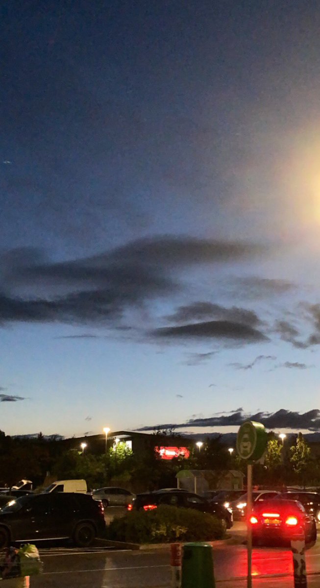 leeknow850 tweet media