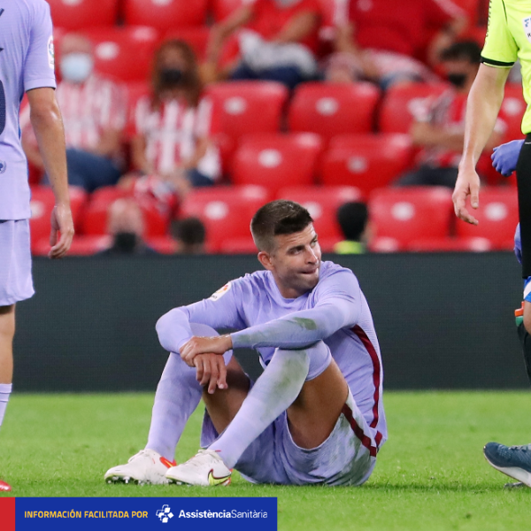 FCBarcelona_es's tweet image. ❗ COMUNICADO MÉDICO

▶ Las pruebas realizadas han mostrado que Gerard Piqué tiene una elongación en el sóleo de la pierna izquierda. Es baja y su evolución marcará disponibilidad