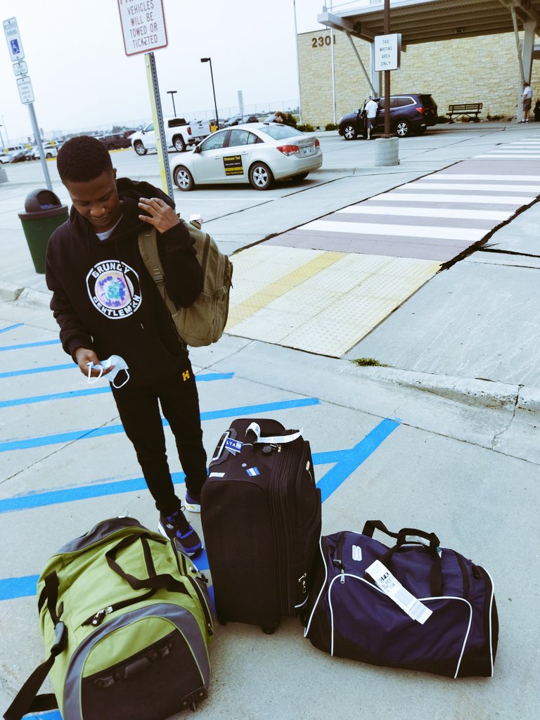 tobby_xy's tweet photo. Took a shot at a better Life.
🙏🙏 https://t.co/oQvdrwhJn4