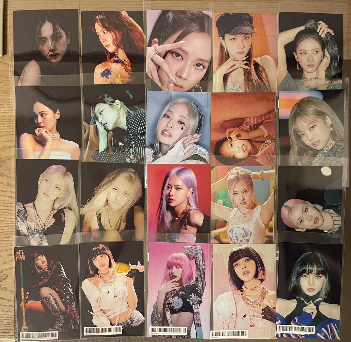 p0rch3z's tweet photo. 5TH ANNIVERSARY [4+1 PROJECT] POP-UP STORE 🥰

#JISOO #JENNIE #ROSÉ #LISA #리사 #지수 #제니 #로제 #BLACKPINK
#블랙핑크 https://t.co/sC9KoVge5L