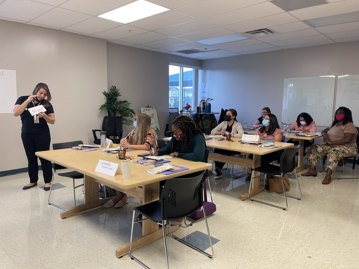 CSUSAhq's tweet image. Educators from @RECSTapestry are preparing for the upcoming school year! #DefeatTheGap #EducatorPrep #Education #TitanPride