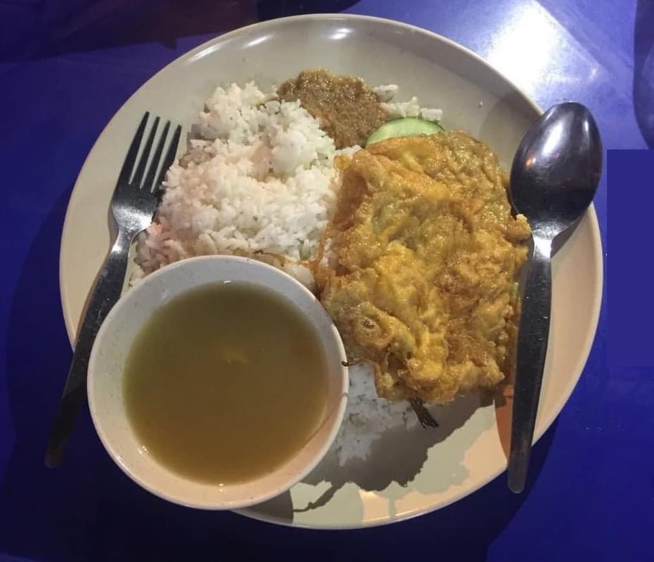 MatilahHukumnya's tweet photo. Ingat , berjaya mana kita . tinggi mana belajar .. jangan lupa asal usul kita gang https://t.co/z6oCnLaK5q