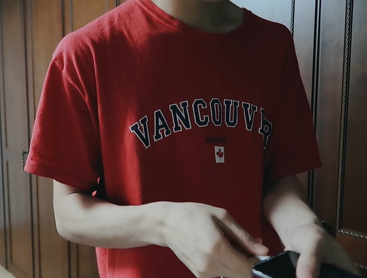 nct_closet_'s tweet image. 💚마크 밴쿠버 티셔츠 정보💚

브랜드: X
제품명: 밴쿠버 반팔 티셔츠
가격: 35000원

크로켓 : croket.co.kr/seller/product…

#마크 #MARK #NCT #NCT127 #NCTDREAM #NCTU #Who_is_STICKER