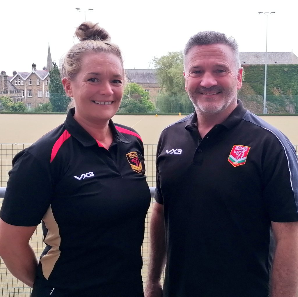 Some Wales #rugbyleague history today. Two U16 assistant coaches are husband and wife - Stuart and Amanda Wilkinson. Former Wales head coach Stuart is via our <a href="/SalfordDevils/">Salford Red Devils 👹</a> partnership who with @ColegyCymoedd provide a pathway to <a href="/SuperLeague/">Betfred Super League</a> for Welsh youth. Diolch yn fawr iawn