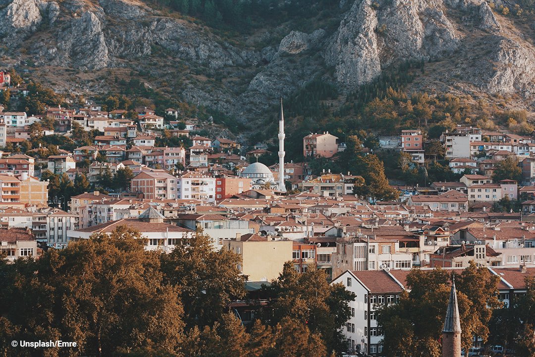 Connecting_biz's tweet photo. Did you know that more than 70% of the population in #Turkey live in areas highly vulnerable to earthquakes?

See how our partners @turkonfed and @business4goals are working with the private sector to improve disaster preparedness: https://t.co/8x2QN5un60 #5yrsofCBi https://t.co/QbK2wNL2FY