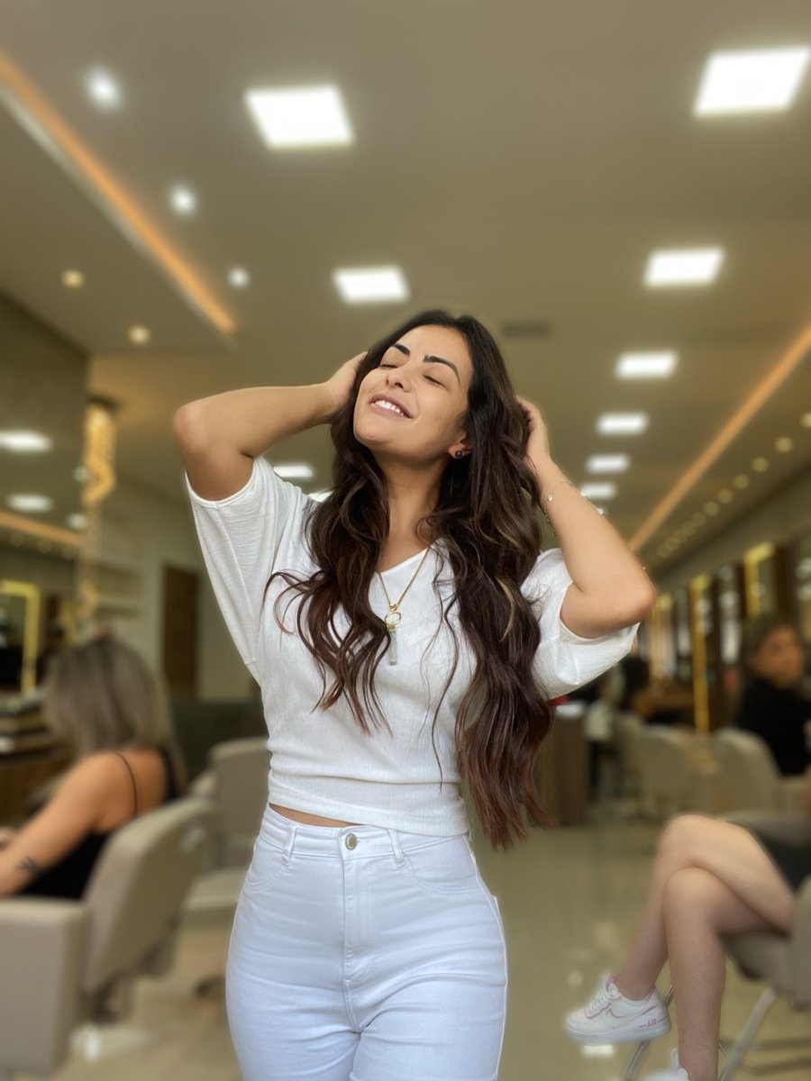 EI?! Quem é essa atriz??? Rsrs #BomDia gente… Saudades!!!