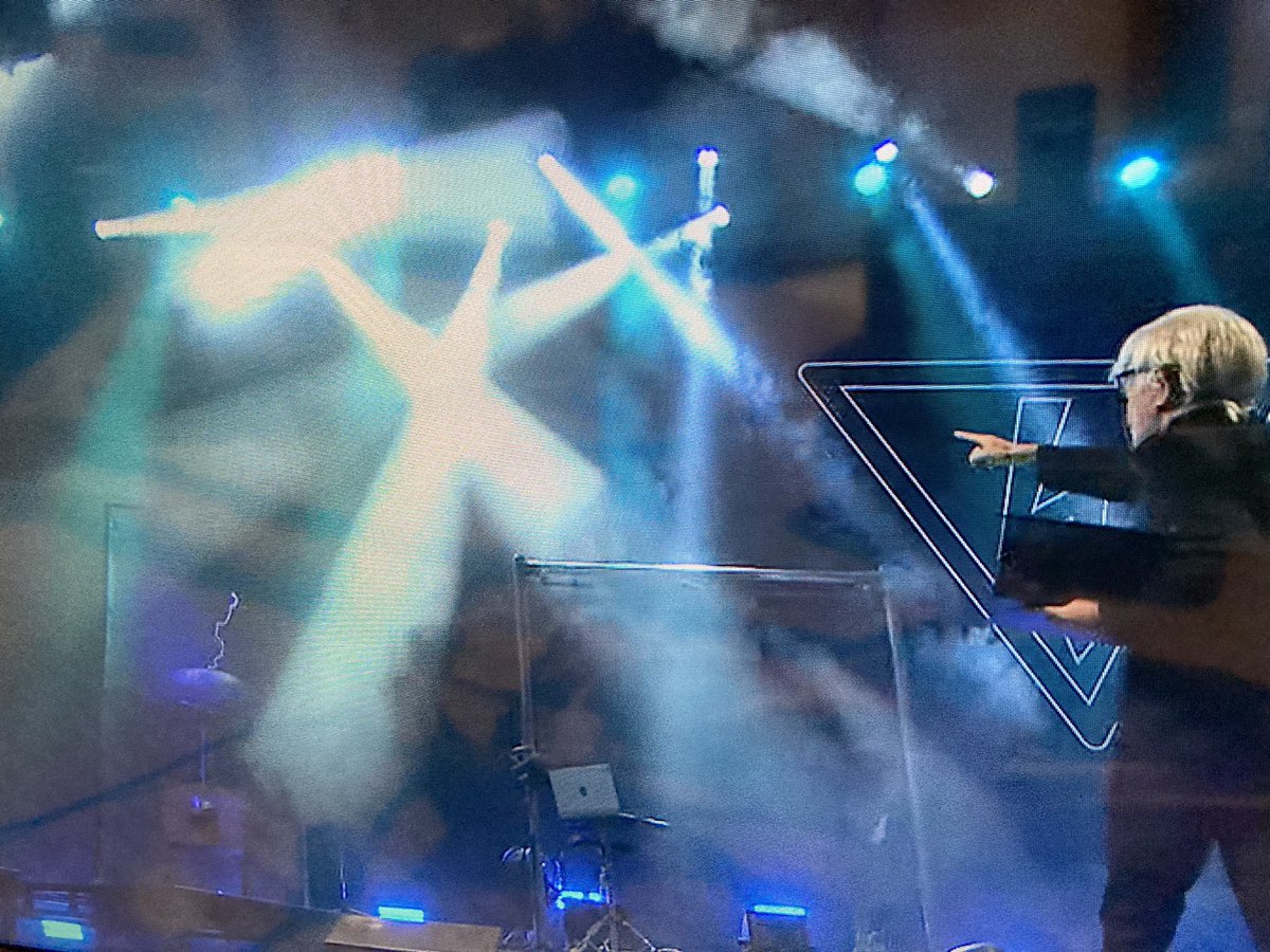 フジロック見てたら23世紀の宗教の教祖みたいな人出てて 詳細教えてください のツイートに対する情報提供リプ その先は地獄だぞ Togetter フジロック見てたら23世紀の宗教の教祖みたいな人出てて 詳細教えてください のツイートに対する情報提供リプ その先は地獄だぞ Togetter