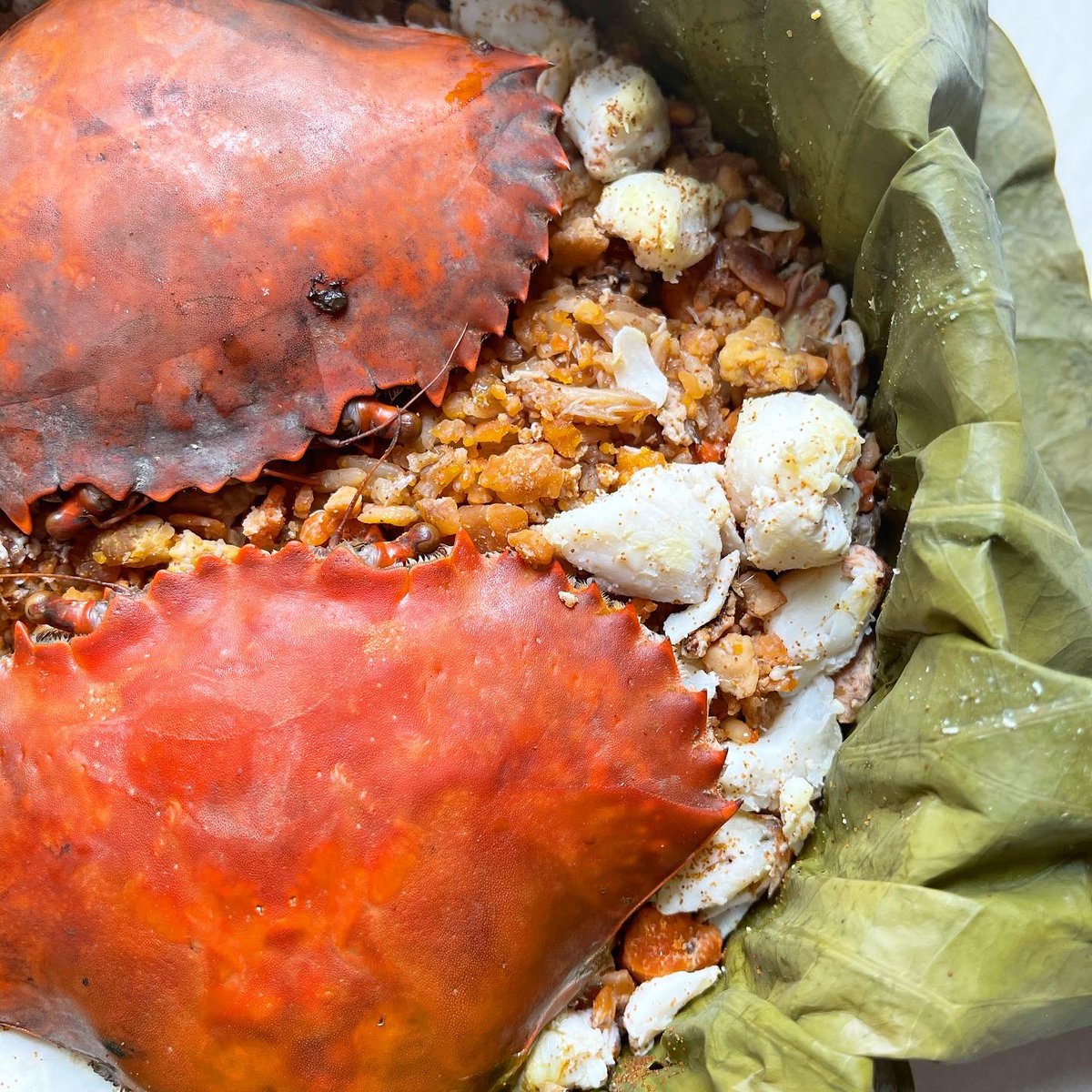 📍 Nachataryee (instagram)

ข้าวอบปูววว ปูมาแบบแน่นๆ ไข่ปูฟินมาก!! 1,450 บาท ข้าวอบมาหอมดีค่ะ ปูแน่นดีทานแล้วจุกเลย น้ำจิ้มซีฟู๊ดอร่อย! <a href="/aroii/">@aroii บอกต่อ</a> #อร่อยจนต้องบอกต่อ